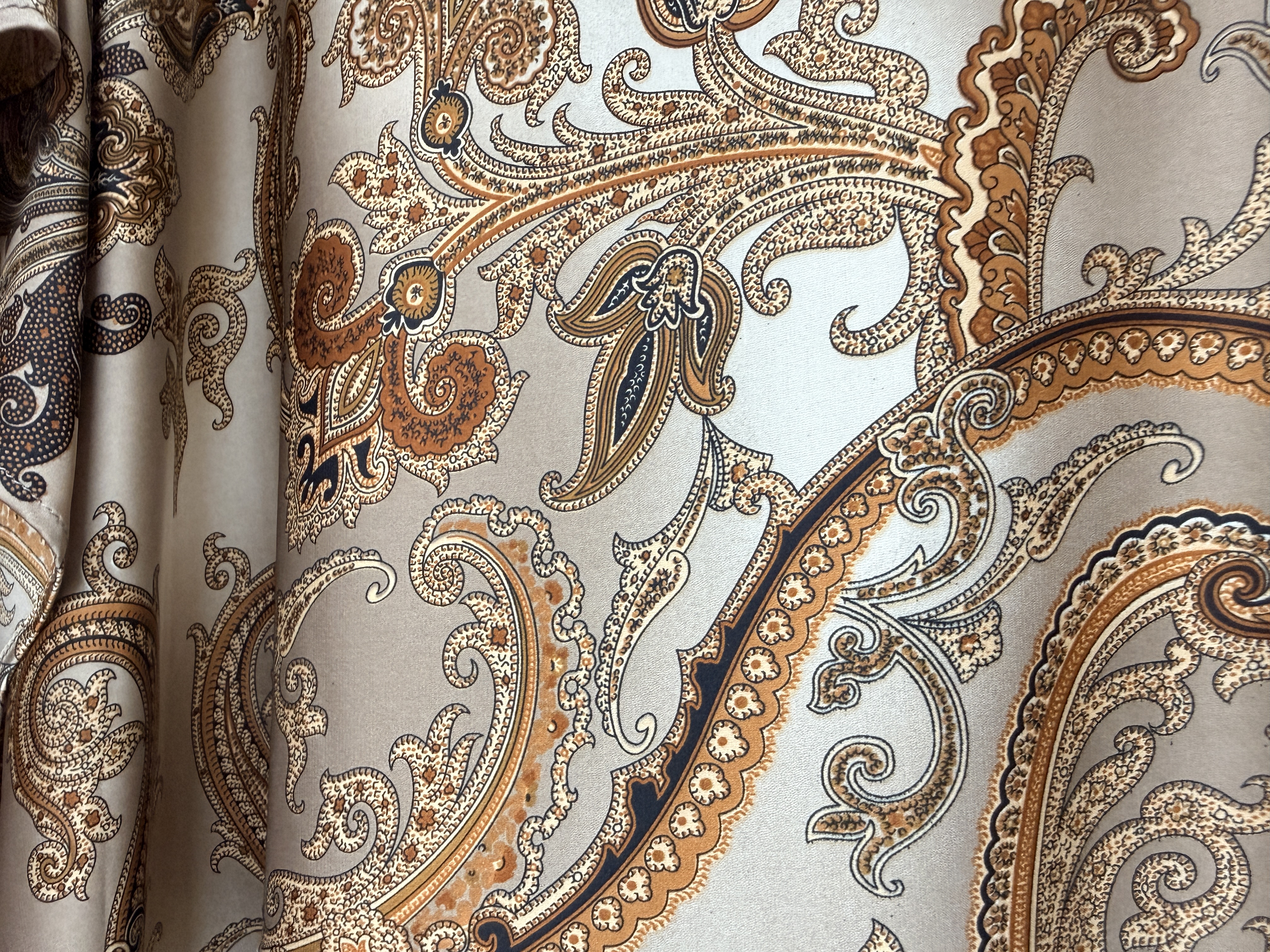 Detail látky Kaftanlicious